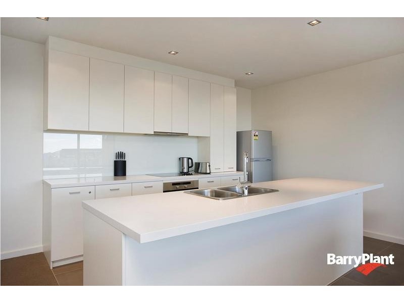 331/100 THE ESPLANADE, Torquay VIC 3228