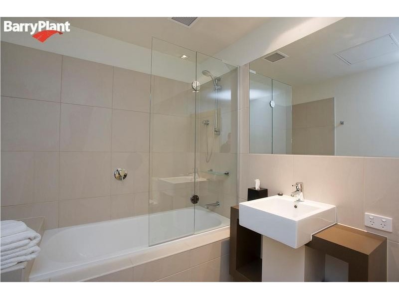 331/100 THE ESPLANADE, Torquay VIC 3228