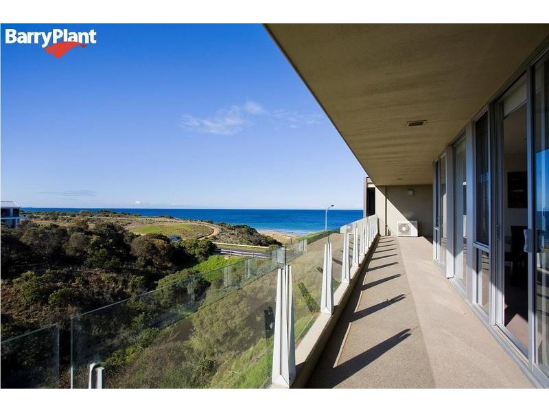 331/100 THE ESPLANADE, Torquay VIC 3228