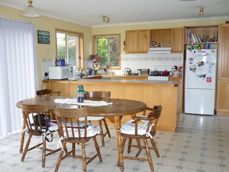 2 Riviera Drive, Jan Juc VIC 3228