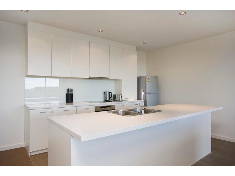 331/100 The Esplanade, Torquay VIC 3228