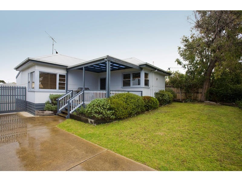29 CENTRAL AVENUE, Torquay VIC 3228