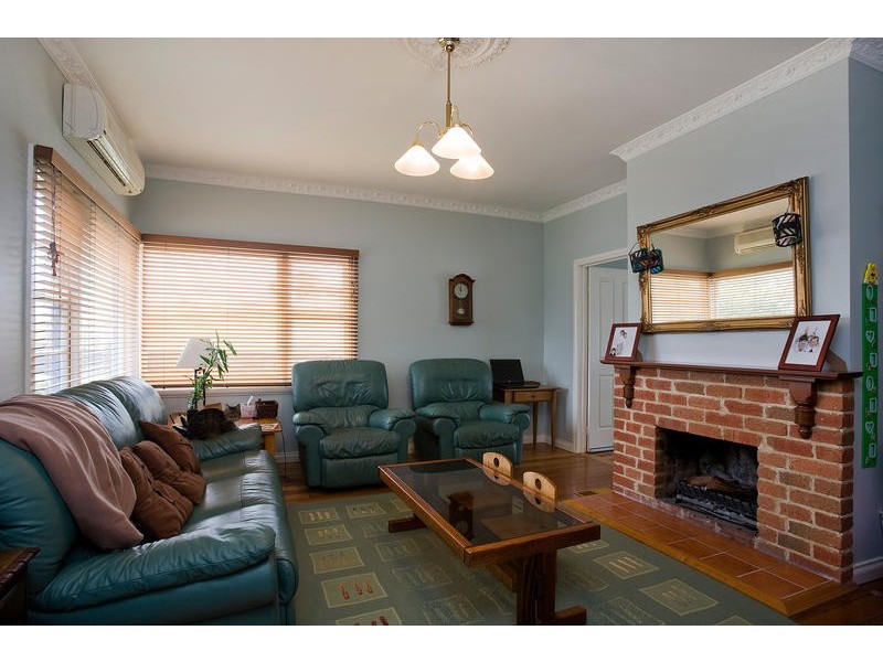 29 CENTRAL AVENUE, Torquay VIC 3228