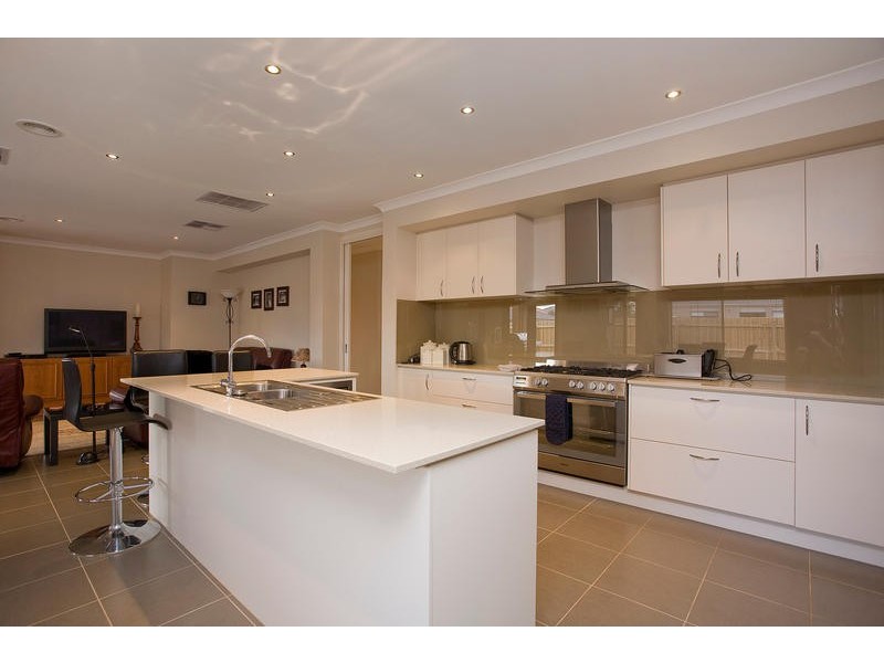 13 LORAMA STREET, Torquay VIC 3228