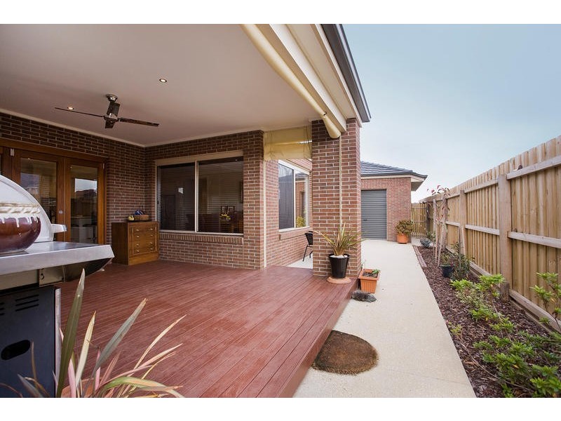 13 LORAMA STREET, Torquay VIC 3228
