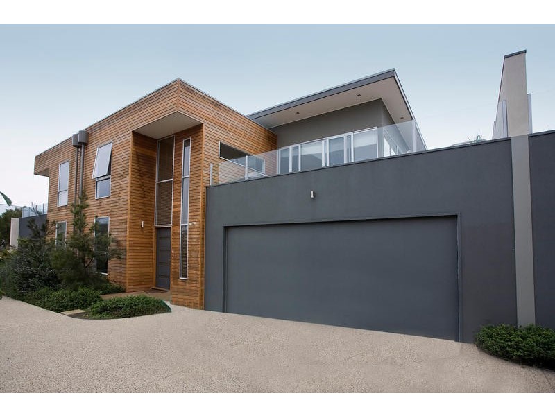 2/32 ANDERSON STREET, Torquay VIC 3228