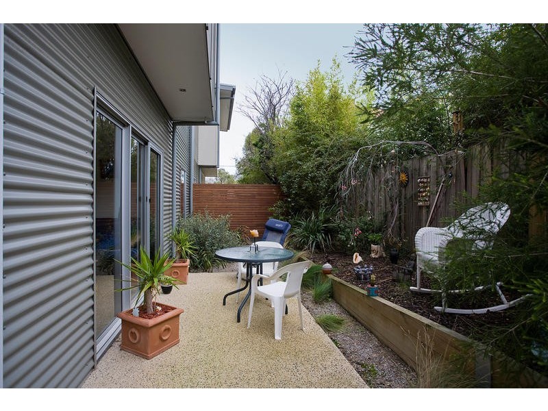 2/32 ANDERSON STREET, Torquay VIC 3228