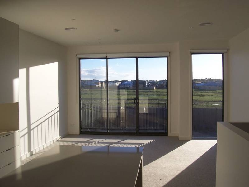 16 Coast Drive, Torquay VIC 3228