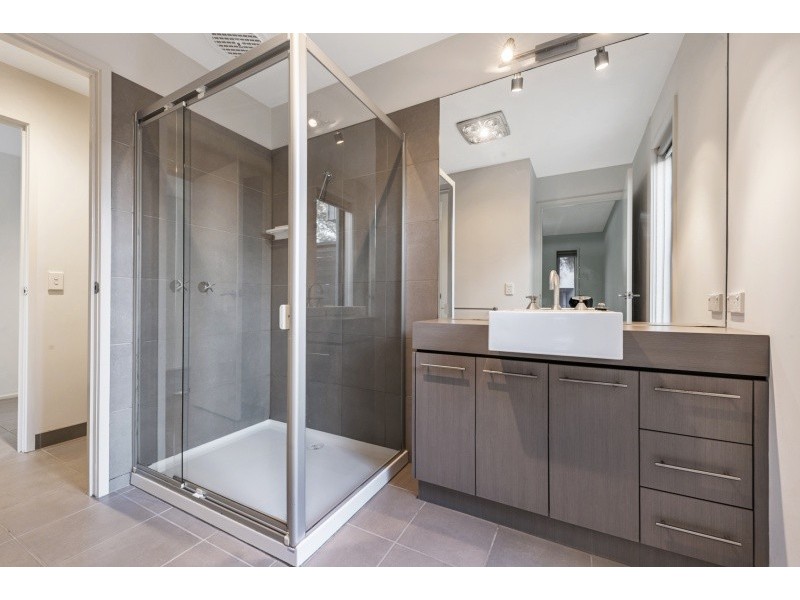 34 Loch Lomond Crescent, Torquay VIC 3228