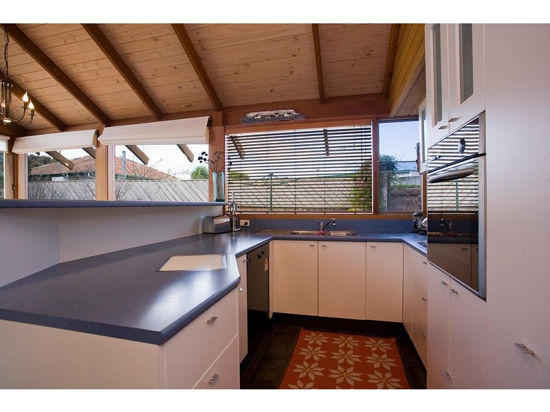 28 PRICE STREET, Torquay VIC 3228