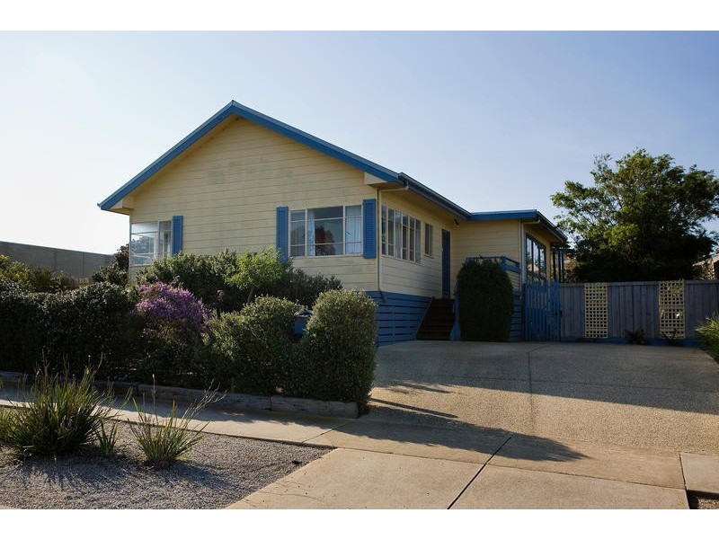 7 LOCH ARD DRIVE, Torquay VIC 3228