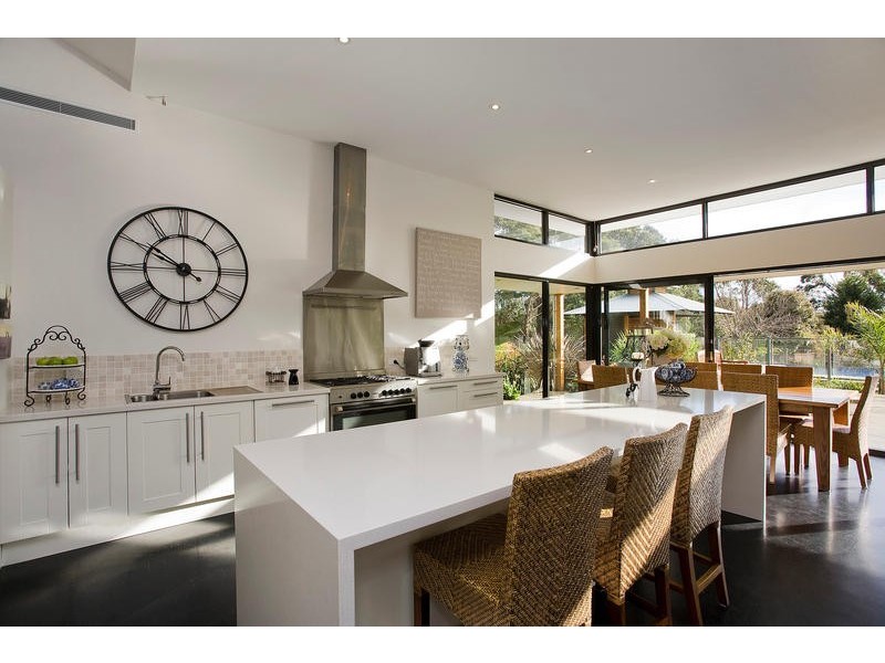 130 BRIODY DRIVE, Torquay VIC 3228