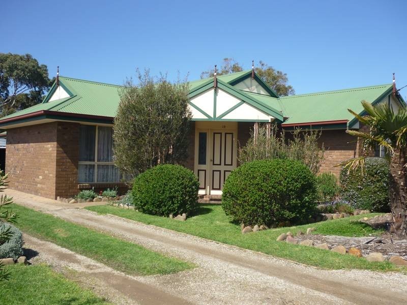 19 PARKSIDE CRESCENT, Torquay VIC 3228