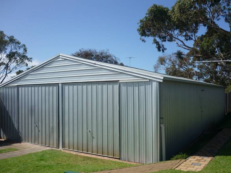 19 PARKSIDE CRESCENT, Torquay VIC 3228