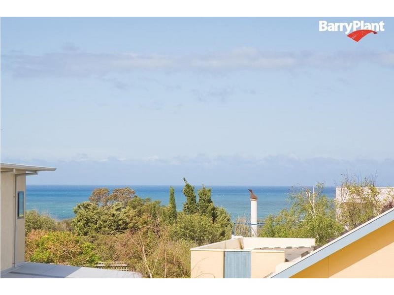 15 LUNE COURT, Torquay VIC 3228
