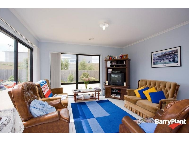 15 LUNE COURT, Torquay VIC 3228
