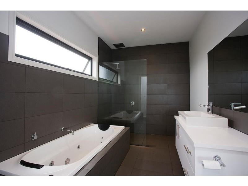 60 Sands Boulevard, Torquay VIC 3228