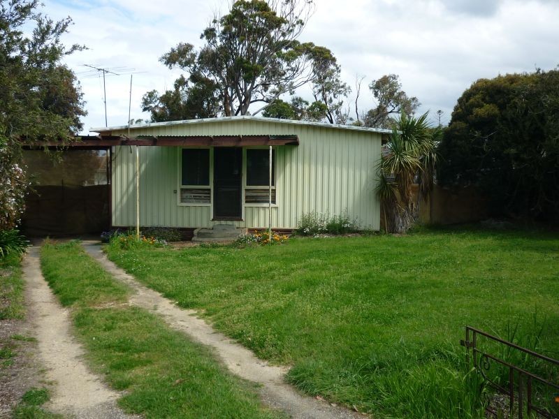23 DARIAN ROAD, Torquay VIC 3228
