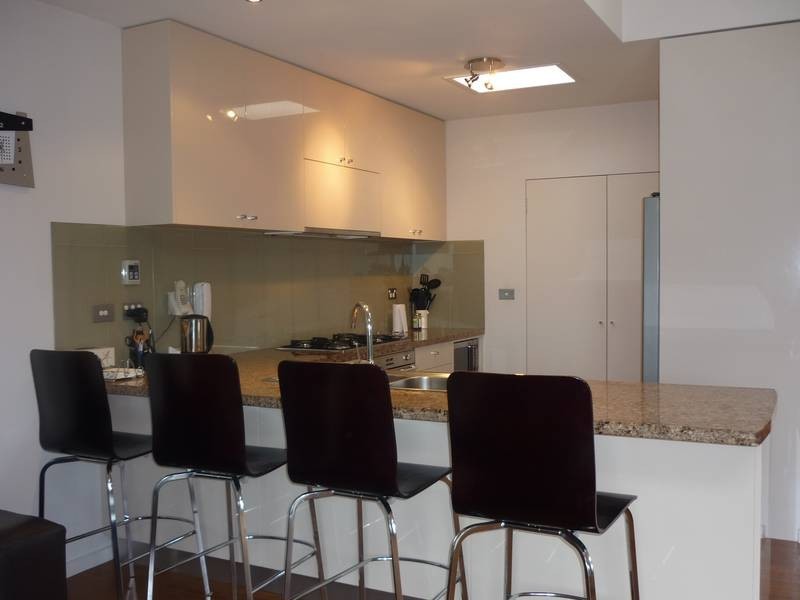 2/24 Dumfries Crt, Torquay VIC 3228