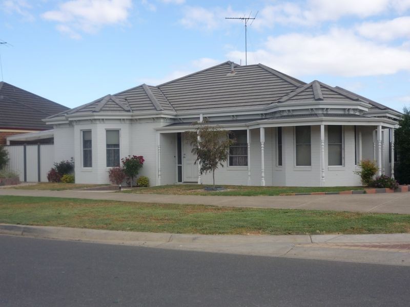 1 MCEVOY CLOSE, Highton VIC 3216