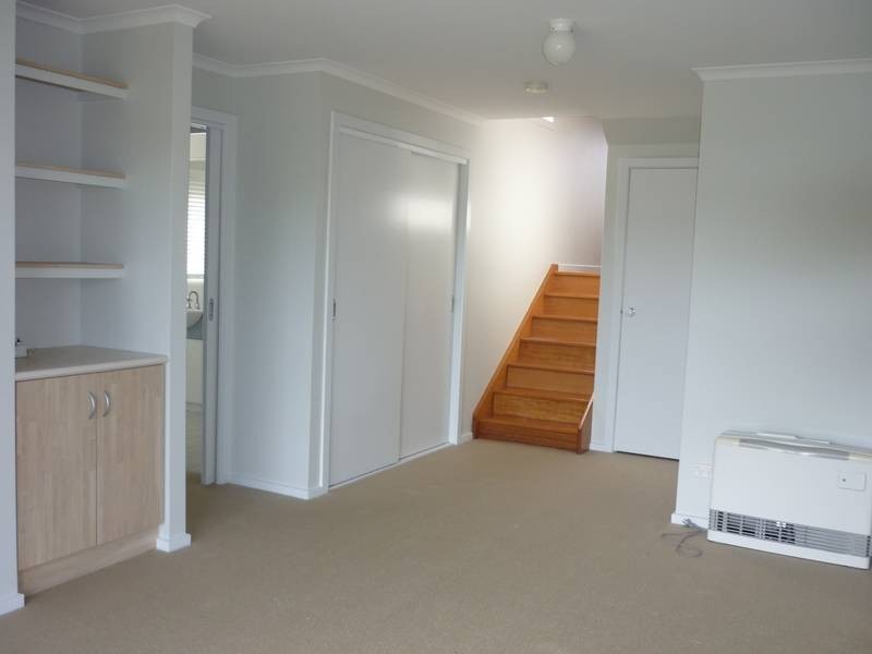 27 HIGHLANDER STREET, Torquay VIC 3228