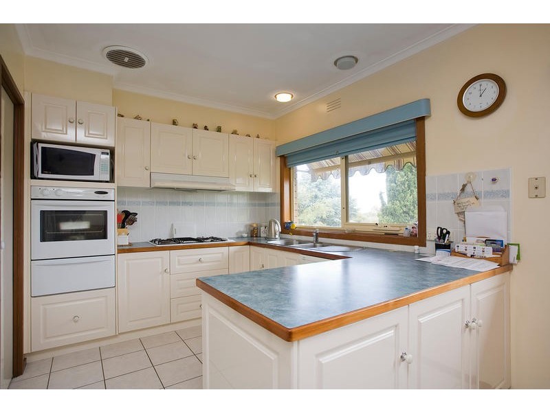 12 ROCKLEA DRIVE, Torquay VIC 3228