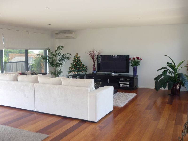 7 THE MEWS, Torquay VIC 3228