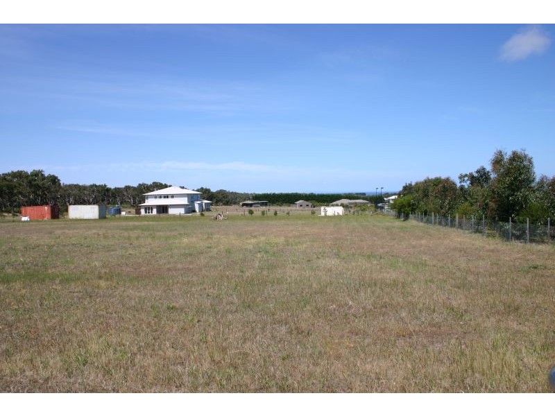 253 COOMBES ROAD, Torquay VIC 3228
