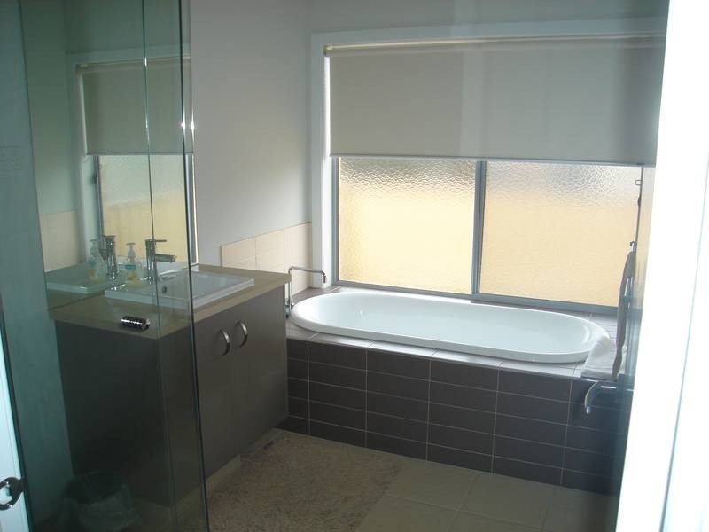 19 GLANEUSE AVENUE, Torquay VIC 3228