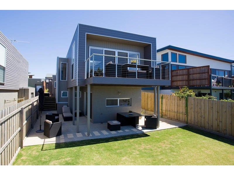 12b EMPIRE COURT, Torquay VIC 3228