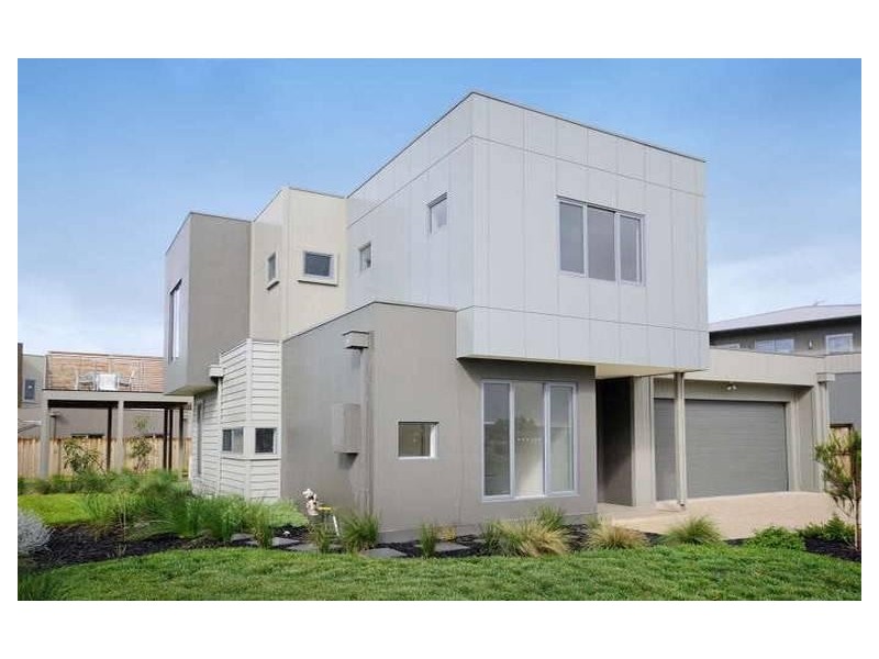 1 WENTWORTH COURT, Torquay VIC 3228