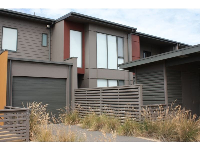 26 COAST DRIVE, Torquay VIC 3228