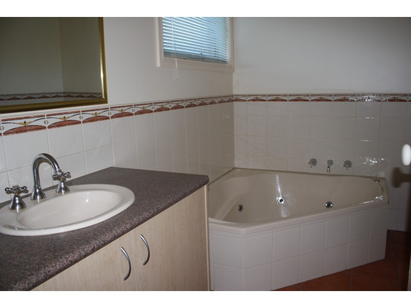 29 Norfolk Boulevard, Torquay VIC 3228