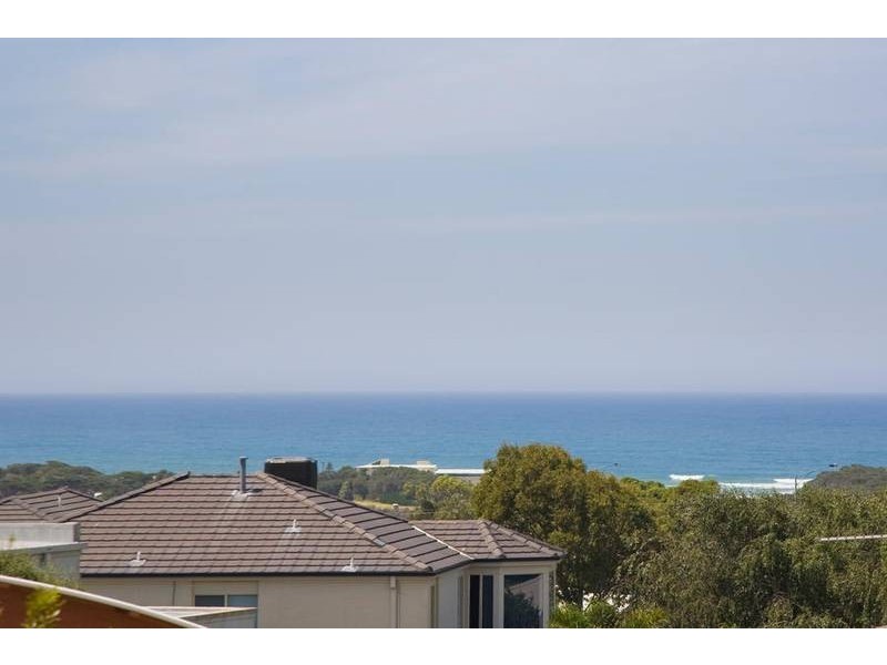 4 THE MEWS, Torquay VIC 3228