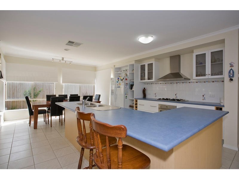 7 TEMPEST STREET, Torquay VIC 3228