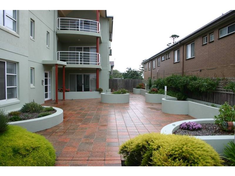 1/2 THE ESPLANADE, Torquay VIC 3228