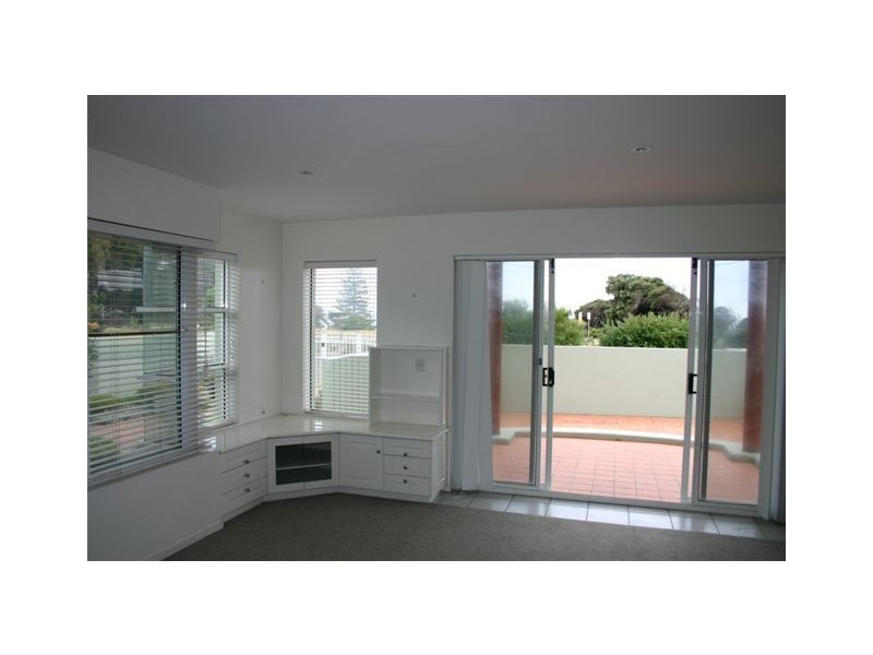 1/2 THE ESPLANADE, Torquay VIC 3228