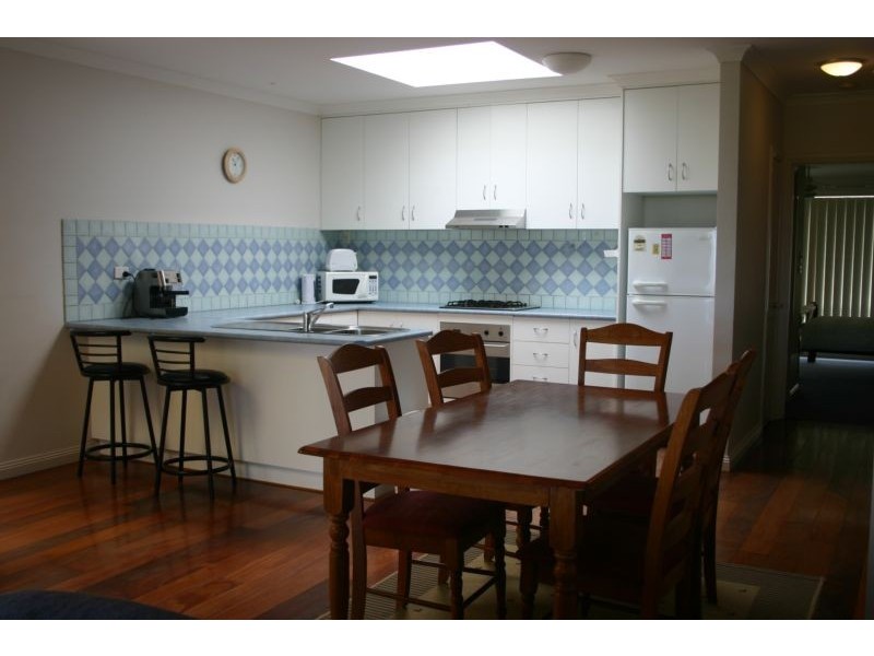 4/209-211 The Esplanade, Torquay VIC 3228