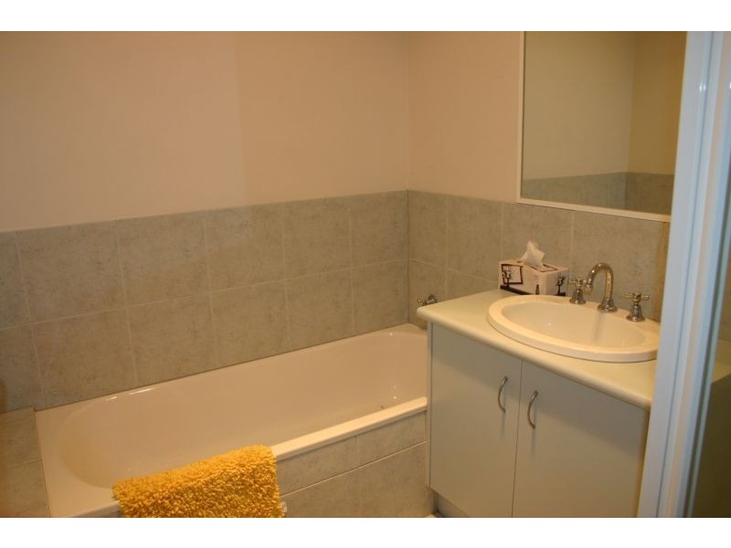 4/209-211 The Esplanade, Torquay VIC 3228