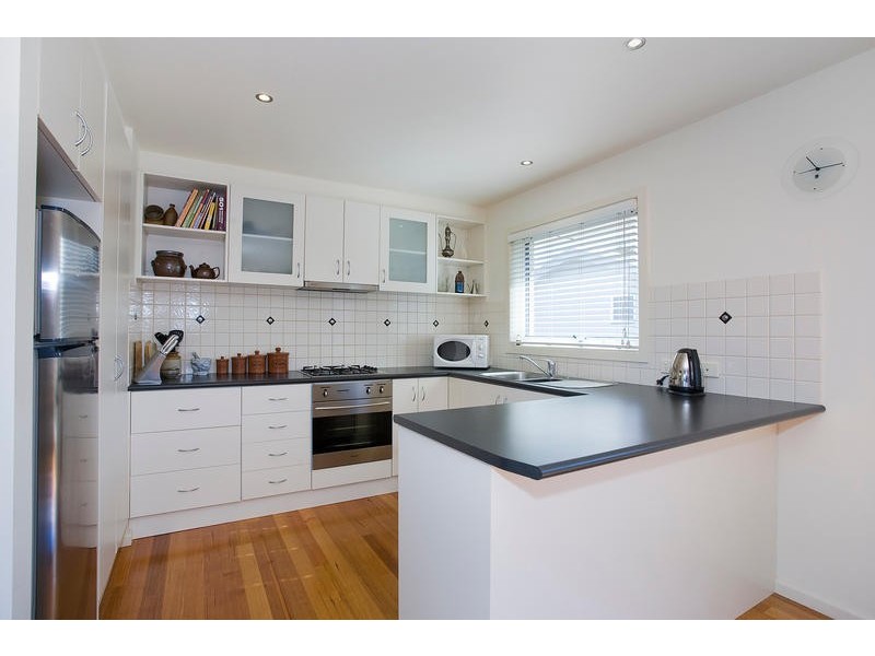 6/126 FISCHER STREET, Torquay VIC 3228