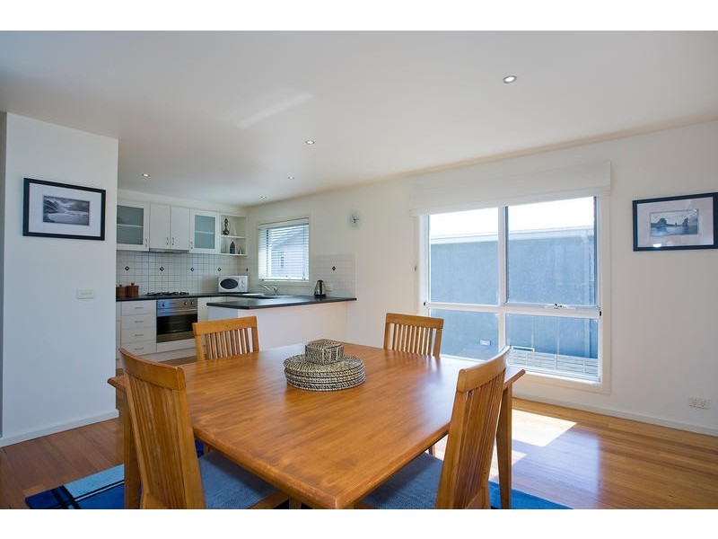 6/126 FISCHER STREET, Torquay VIC 3228