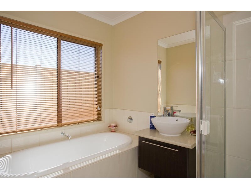 3 INSHORE DRIVE, Torquay VIC 3228
