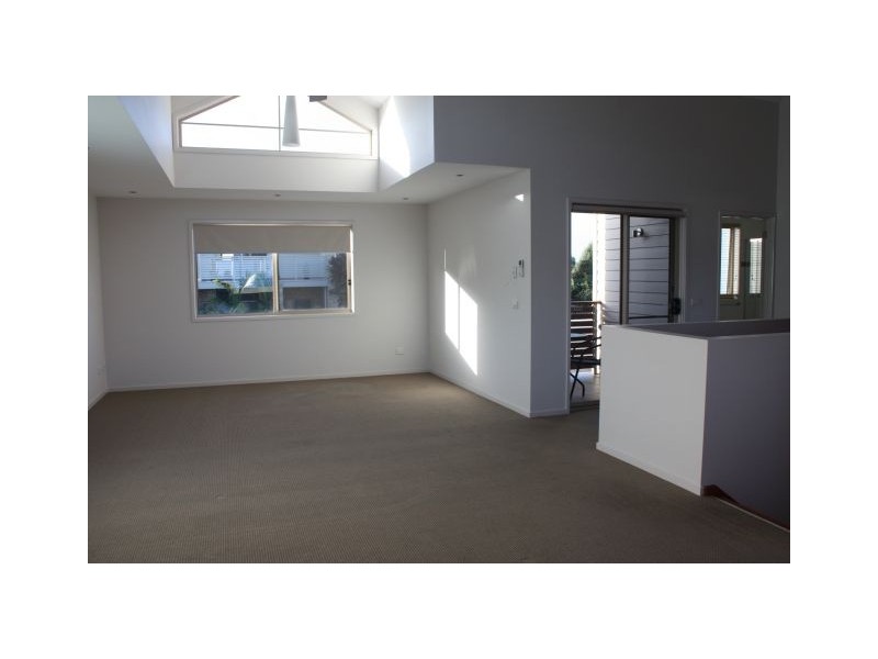 1/24 DUMFRIES COURT, Torquay VIC 3228