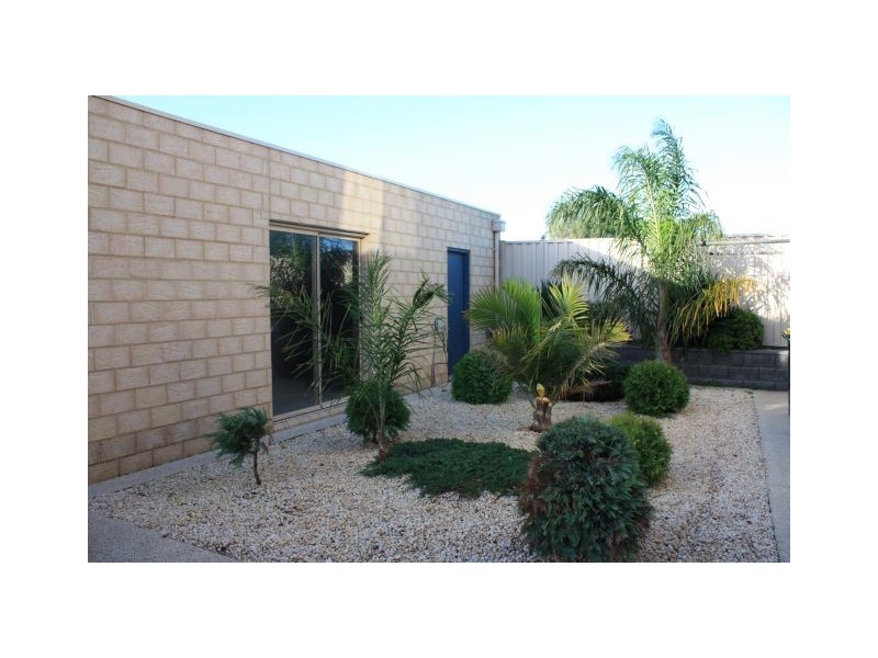 1/24 DUMFRIES COURT, Torquay VIC 3228