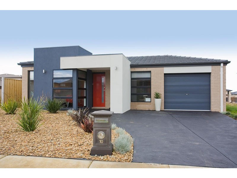 10 SHOREBREAK STREET, Torquay VIC 3228