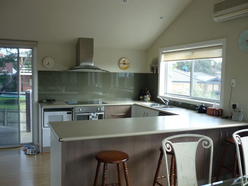 9 SEABIRD COURT, Torquay VIC 3228