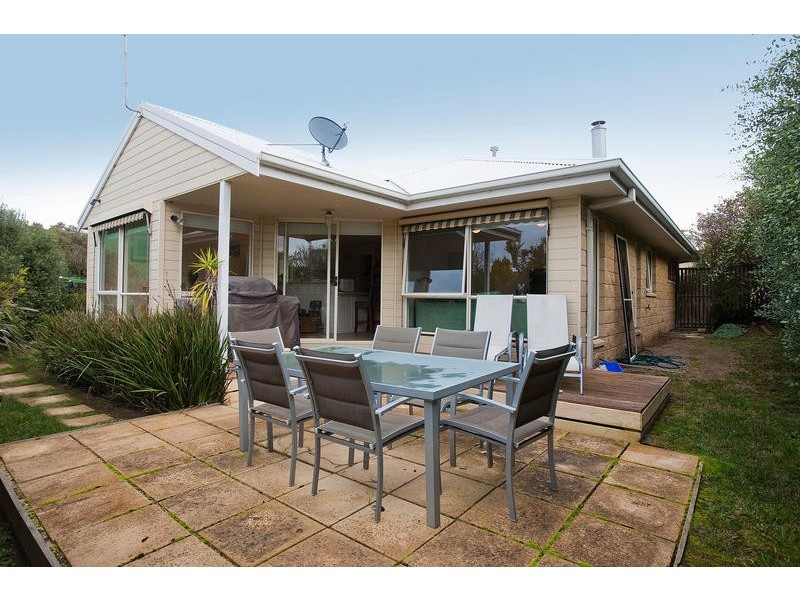 12 THE MEWS, Torquay VIC 3228