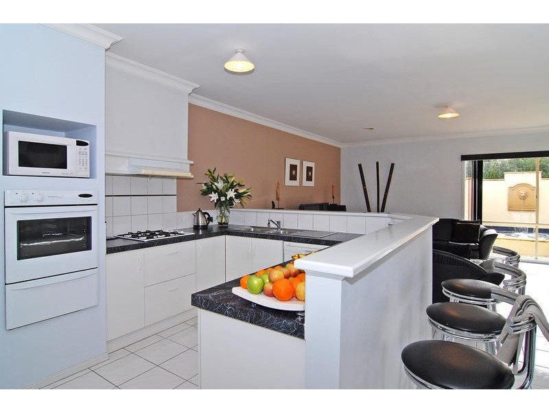 7 Norfolk Blvd, Torquay VIC 3228
