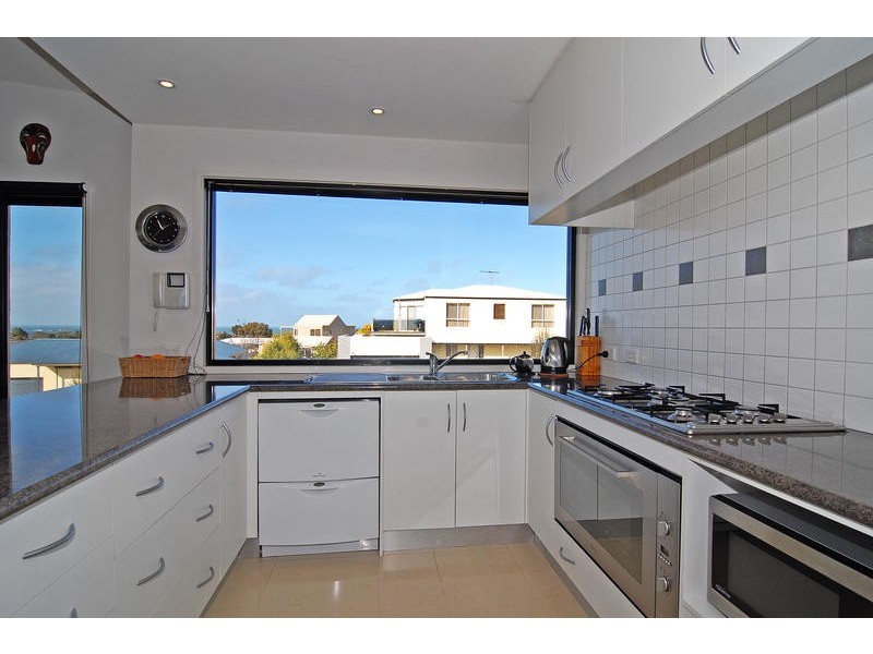 1 Artisan Close, Torquay VIC 3228