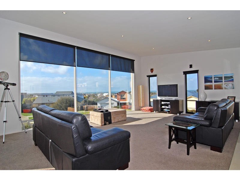 1 Artisan Close, Torquay VIC 3228